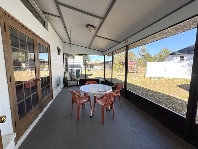 Building Photo - 824 Old Floral City Rd