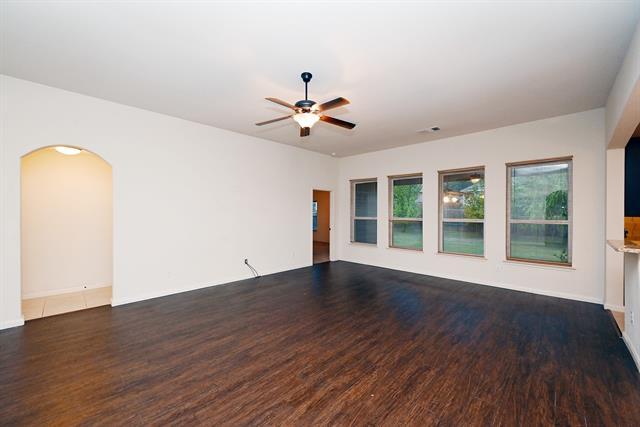 Building Photo - 2413 Spring Meadows Dr