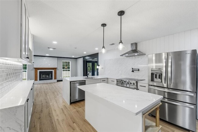 Building Photo - 14728 Henson Rd