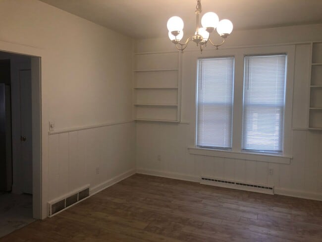 Building Photo - 6706 3rd Ave