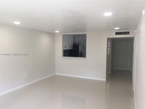 Building Photo - 1550 NE 191st St