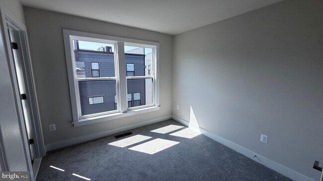 Building Photo - 12742 Verdant Wy