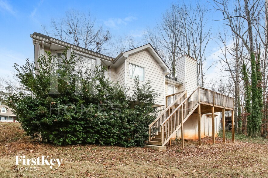 Building Photo - 1930 Fernwood Dr