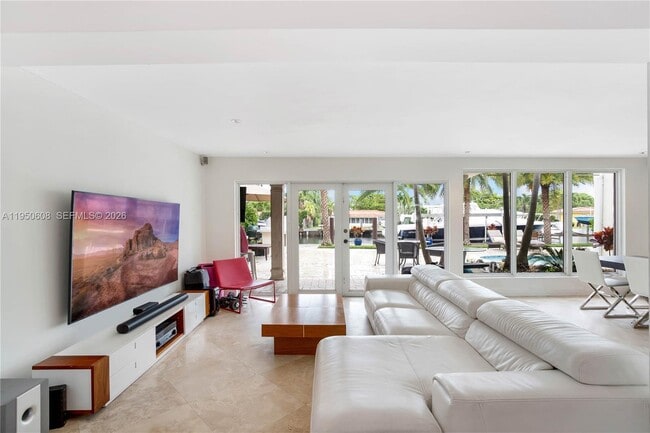 Building Photo - 12515 Palm Rd