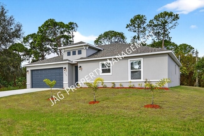 Building Photo - 615 Chaloupe St SE