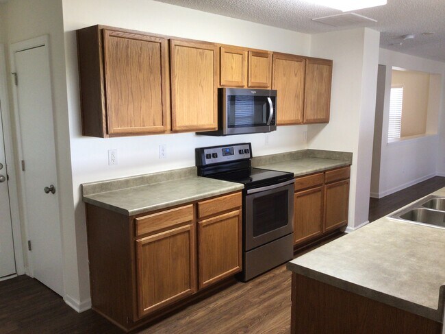 Building Photo - 209 Ranlo Avenue