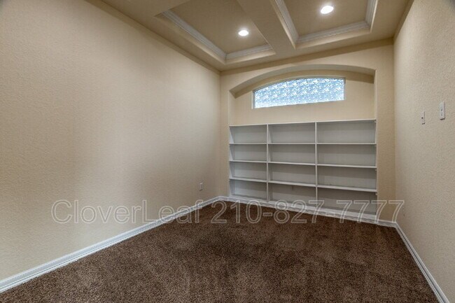 Building Photo - 6126 Lowrie