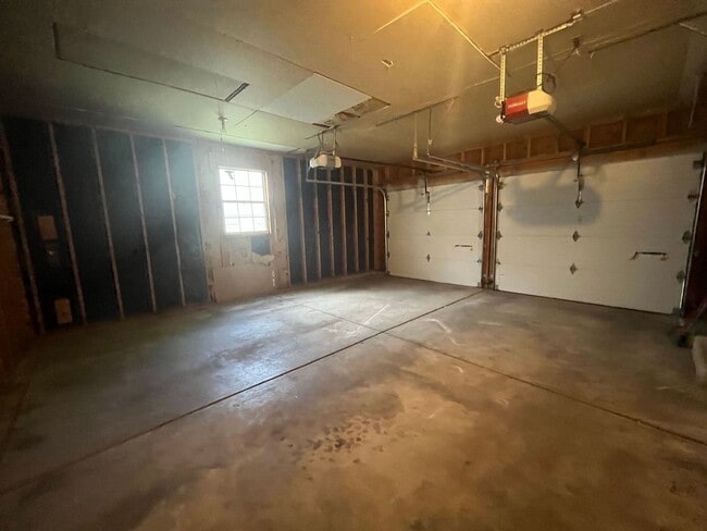 Building Photo - Great Home in West Fort Collins