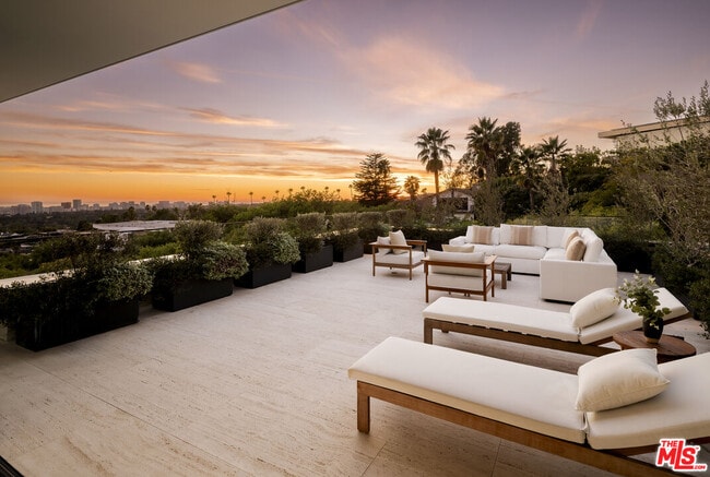 Building Photo - 1210 Laurel Way