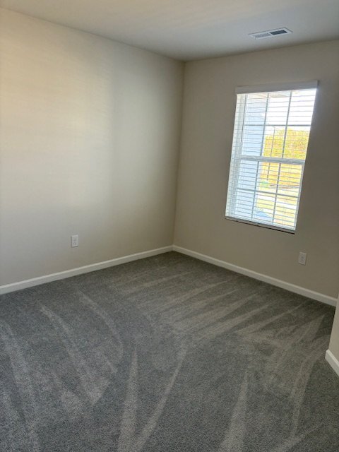 Building Photo - 124 Plumtree Ct