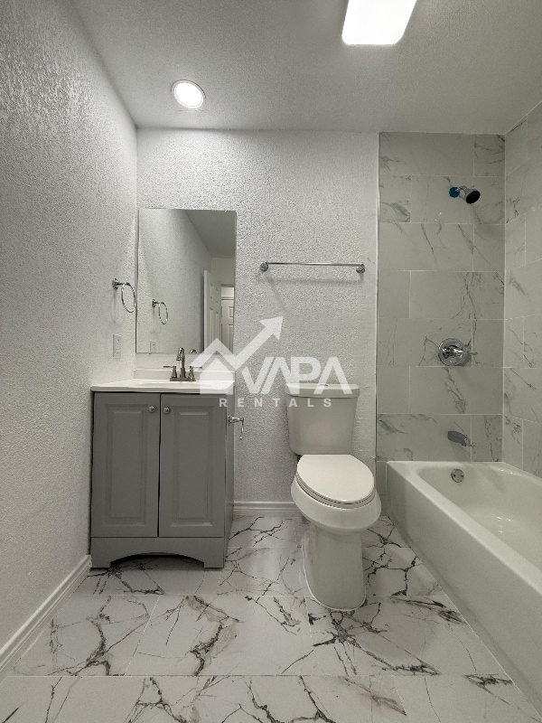 Building Photo - 10362 Tippecanoe