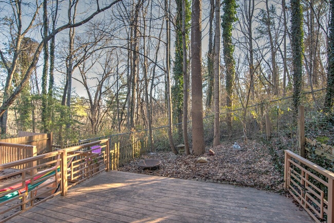 Building Photo - 203 Buck Cove Terrace