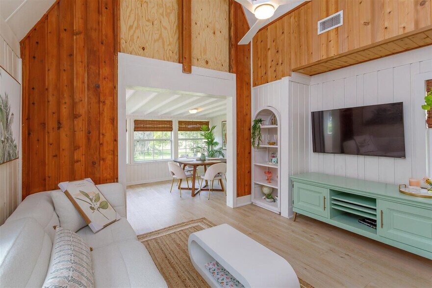 Building Photo - 10301 US-27