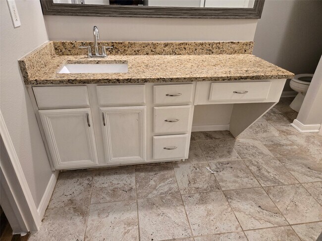 Building Photo - 24202 Bar Kay Ln