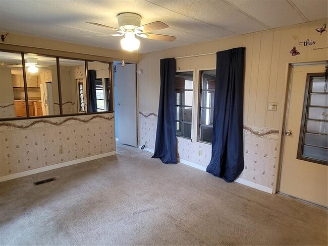 Building Photo - 1300 Seahorse Ln