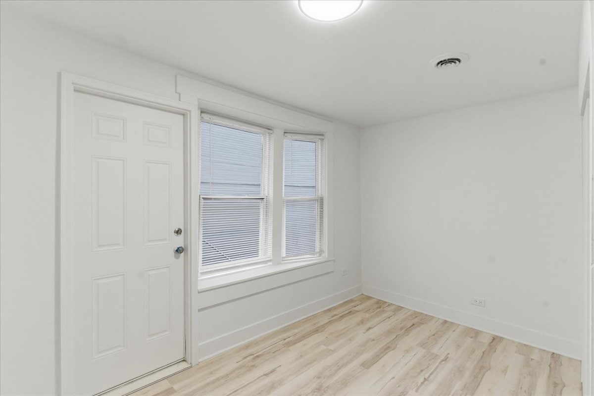 Building Photo - 2608 W Haddon Ave