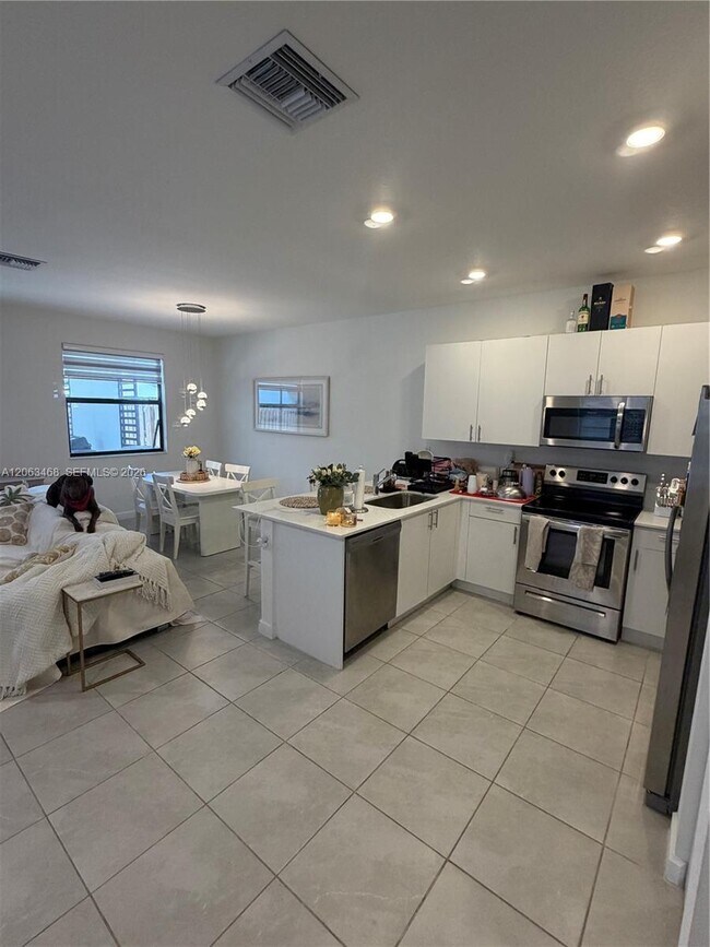 Building Photo - 12944 SW 286th Terrace