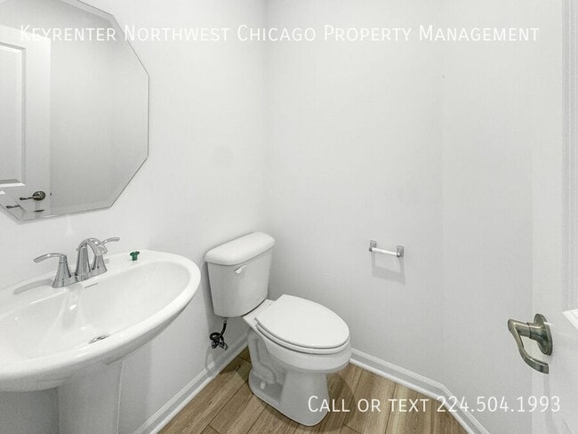 Building Photo - 12301 Tinsley St