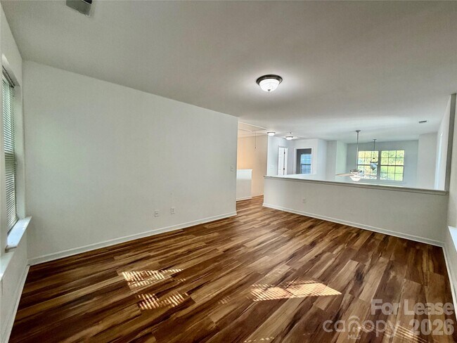Building Photo - 4058 Glenlea Commons Dr