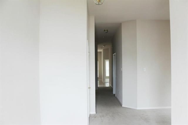 Building Photo - 8832 Fayetteville Dr