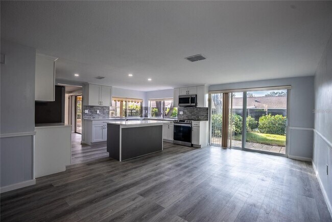 Building Photo - 12207 Pepper Mill Dr