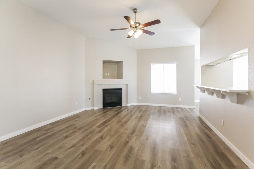 Building Photo - 5813 Grand Heritage St