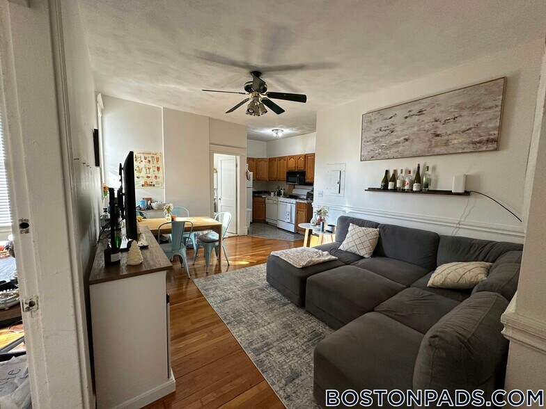 Building Photo - 1254 Commonwealth Ave