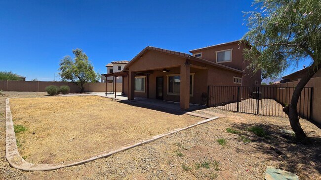 Building Photo - Gorgeous Home with Master Bedroom Downstairs!