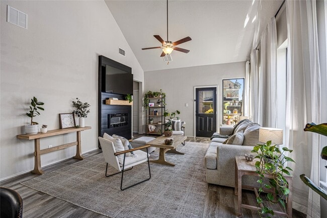 Building Photo - 20323 Rainflower Bay Ln