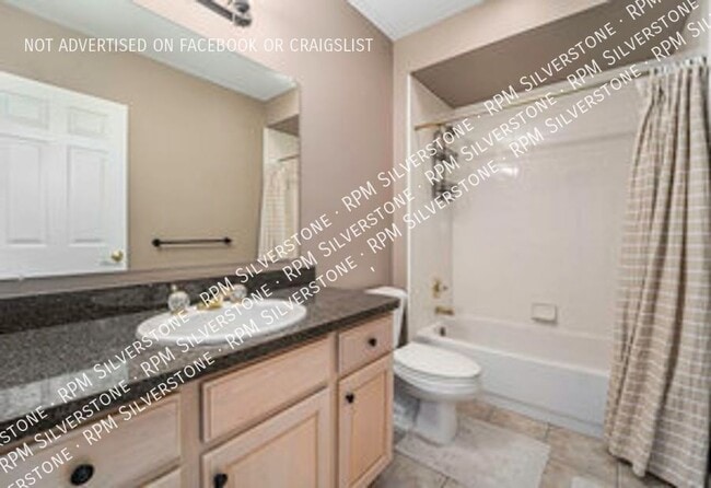 Building Photo - 152 Tiffany-