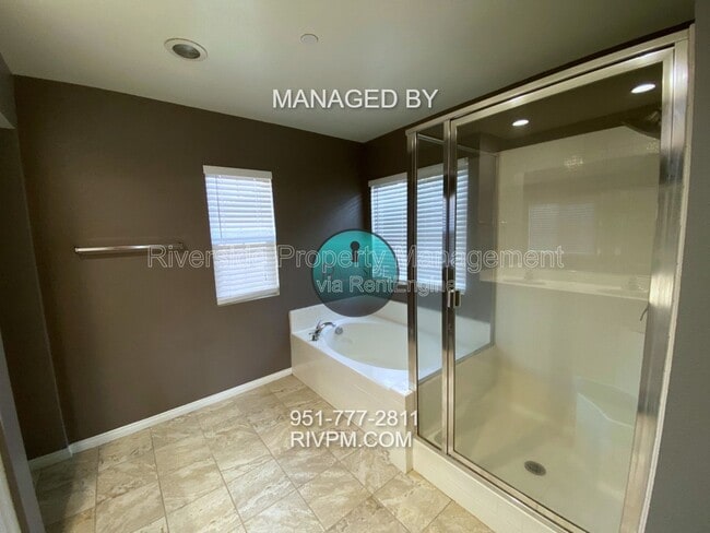 Building Photo - 4455 Leonard Ct