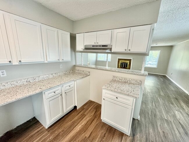 Building Photo - 4627 Buffer Dr
