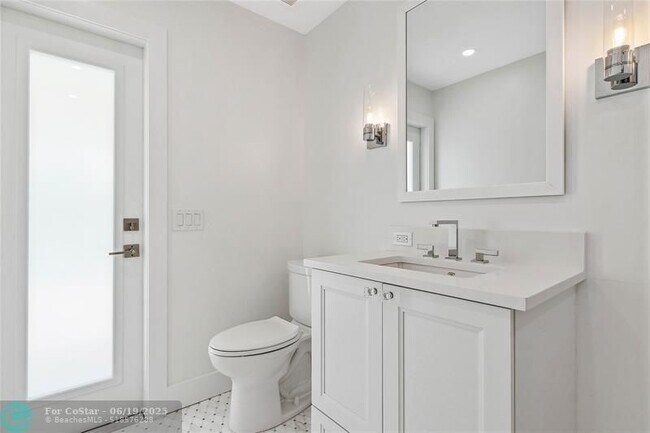 Building Photo - 6148 NW 74th Terrace