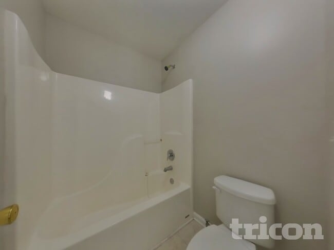 Building Photo - 116 Fate Ct