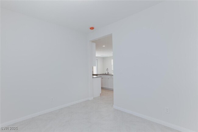 Building Photo - 819 Cottonwood Hl Pl