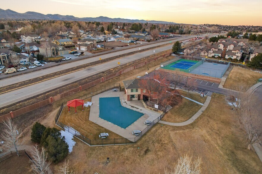 Building Photo - 8327 S Upham Way