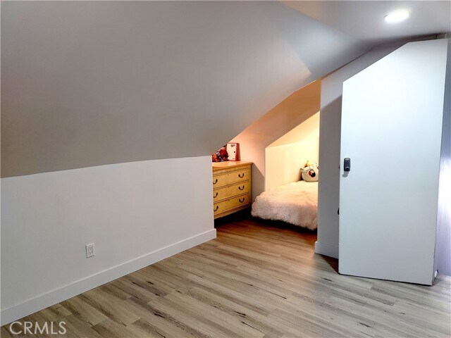 Building Photo - 31083 All View Dr