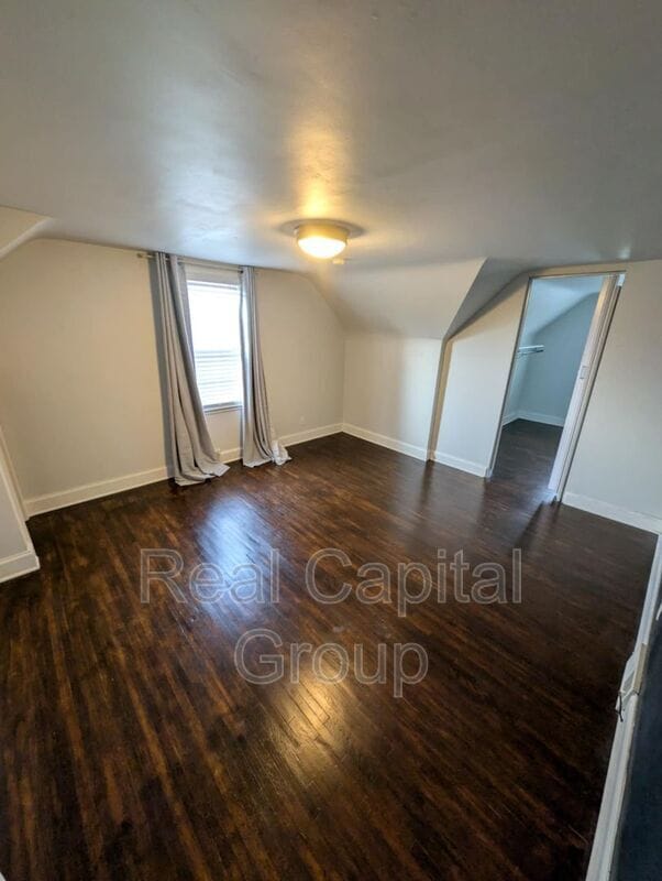 Building Photo - 226 Capen Blvd