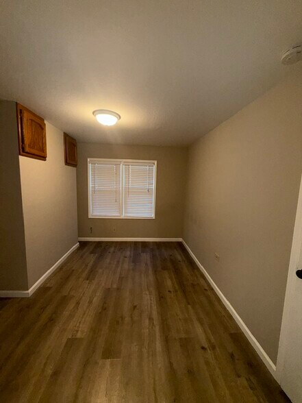 Building Photo - 219 W California Ave