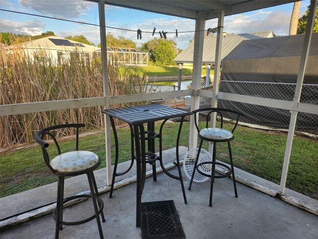 Building Photo - 1079 3rd St