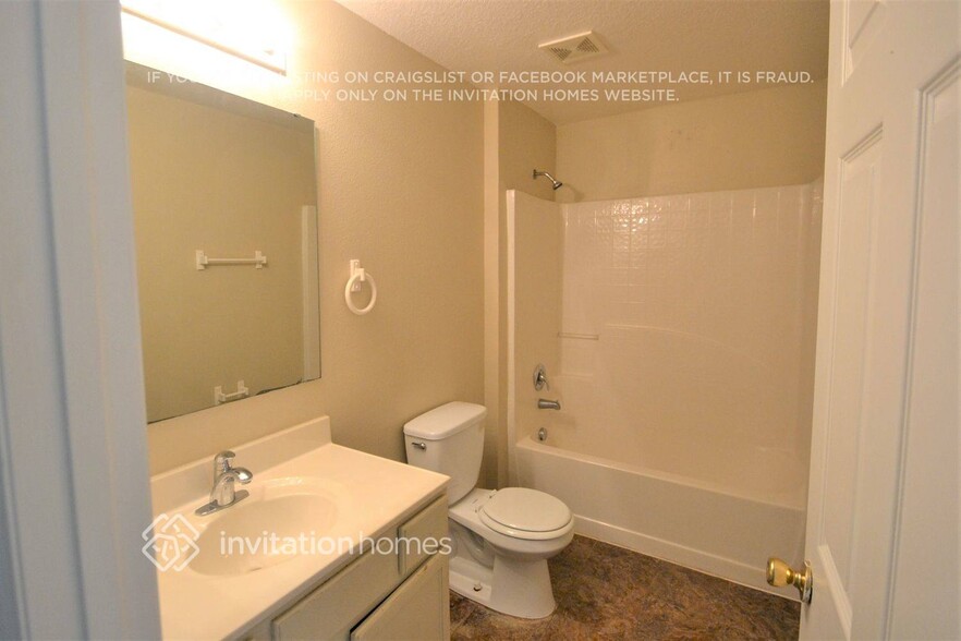 Building Photo - 1908 Sawfish Dr