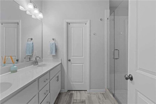 Building Photo - 4391 Gillon Cir SE