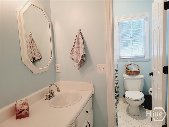 Building Photo - 104 Red Bluff Run