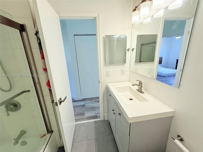 Building Photo - 10626 NW 7th St