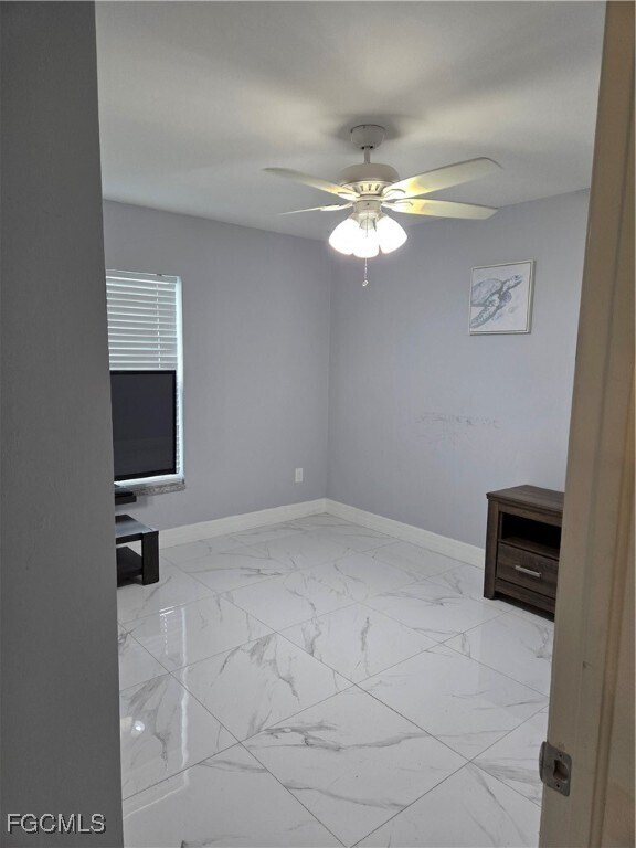 Building Photo - 312 Gilbert Ave S