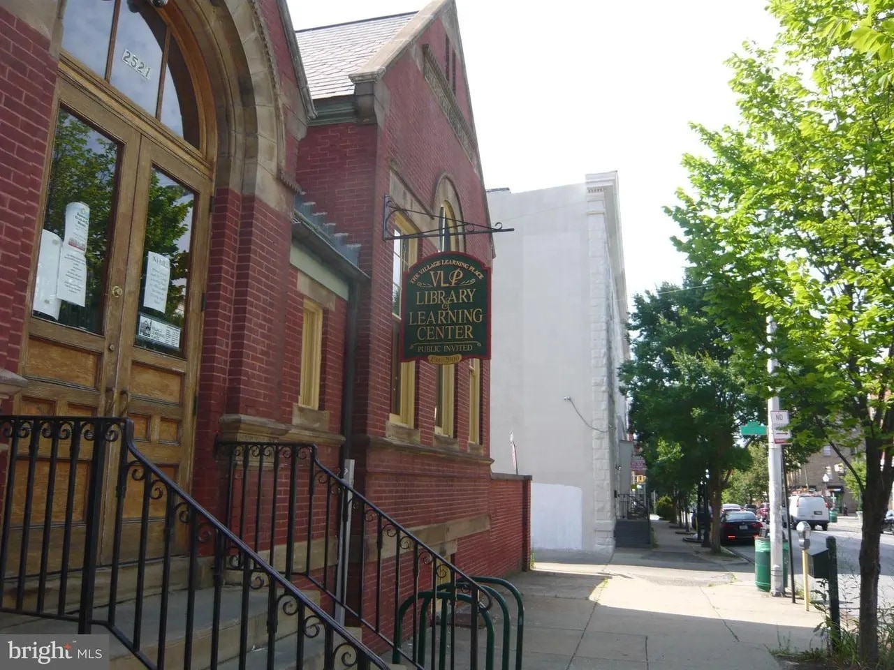 Building Photo - 2517 Saint Paul St