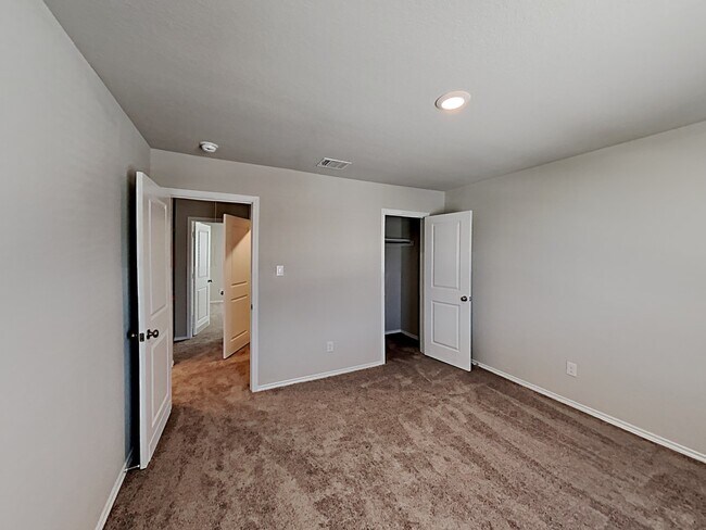 Building Photo - 8814 Braun Mesa