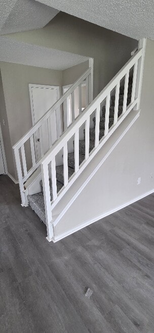 Building Photo - 2710 Willow Springs Rd