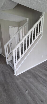 Building Photo - 2710 Willow Springs Rd