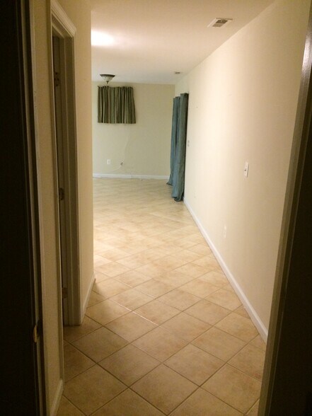 Building Photo - 35352 Gosling Ln